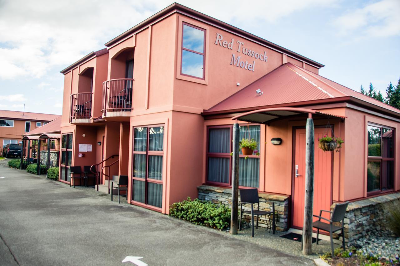 Red Tussock Motel Te Anau Ngoại thất bức ảnh